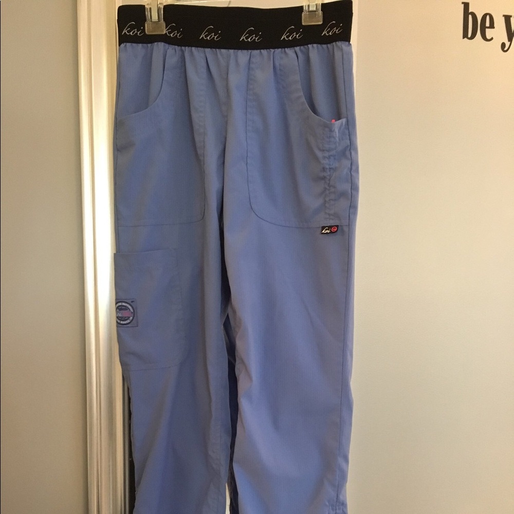 Ceil blue koi scrub pants